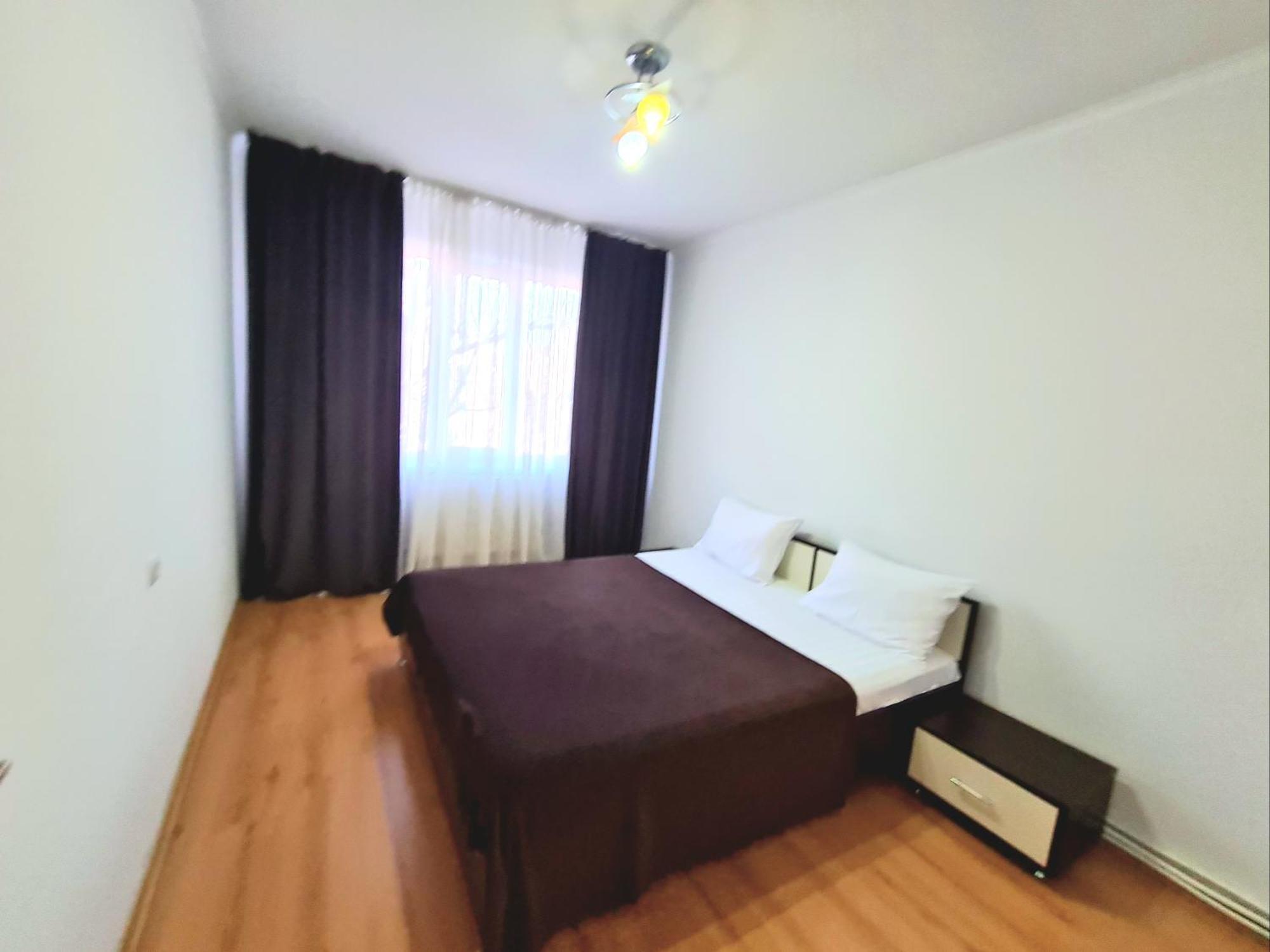 Apartament 2 Bedrooms, Botanica تشيسيناو المظهر الخارجي الصورة