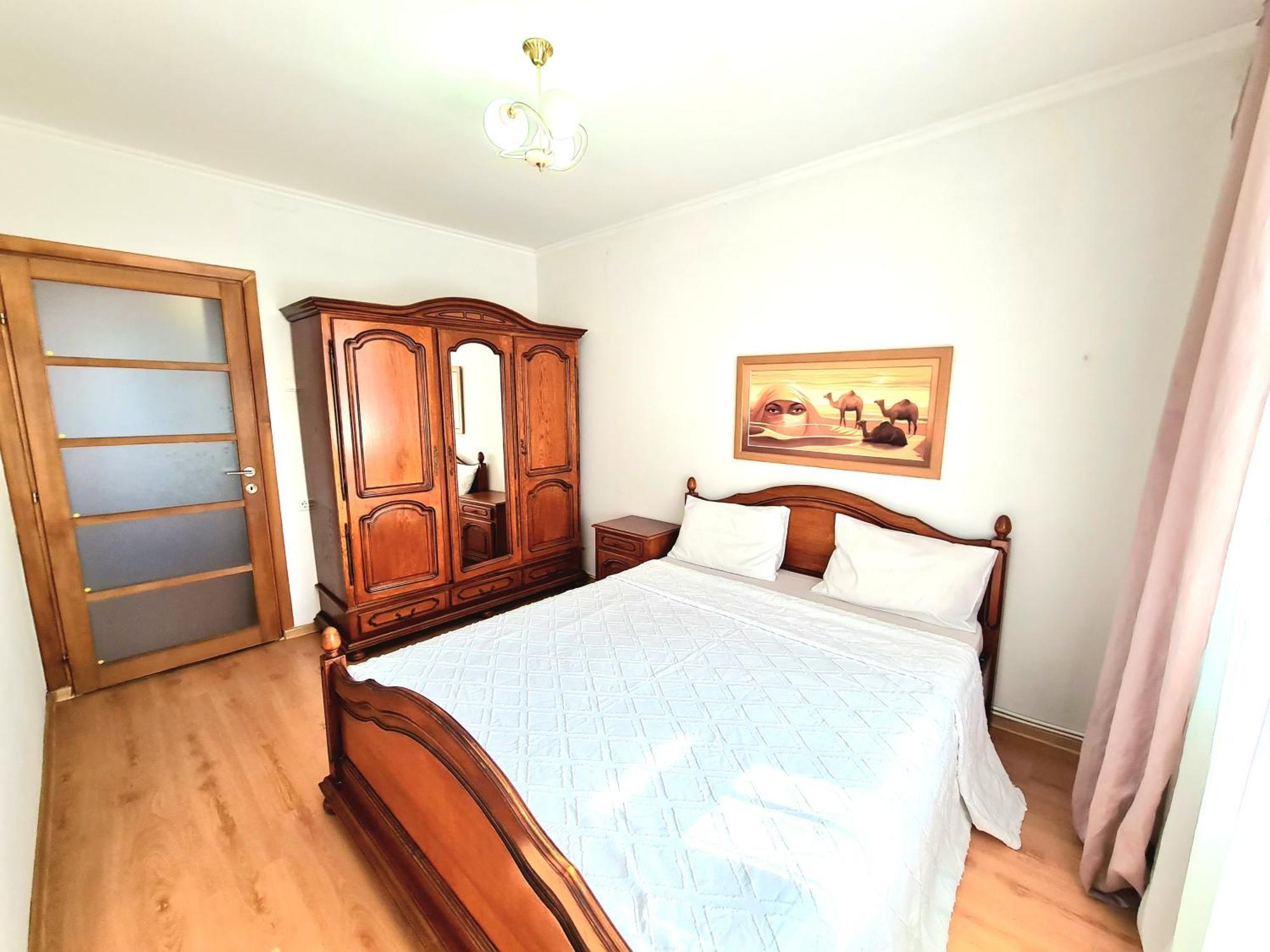 Apartament 2 Bedrooms, Botanica تشيسيناو المظهر الخارجي الصورة