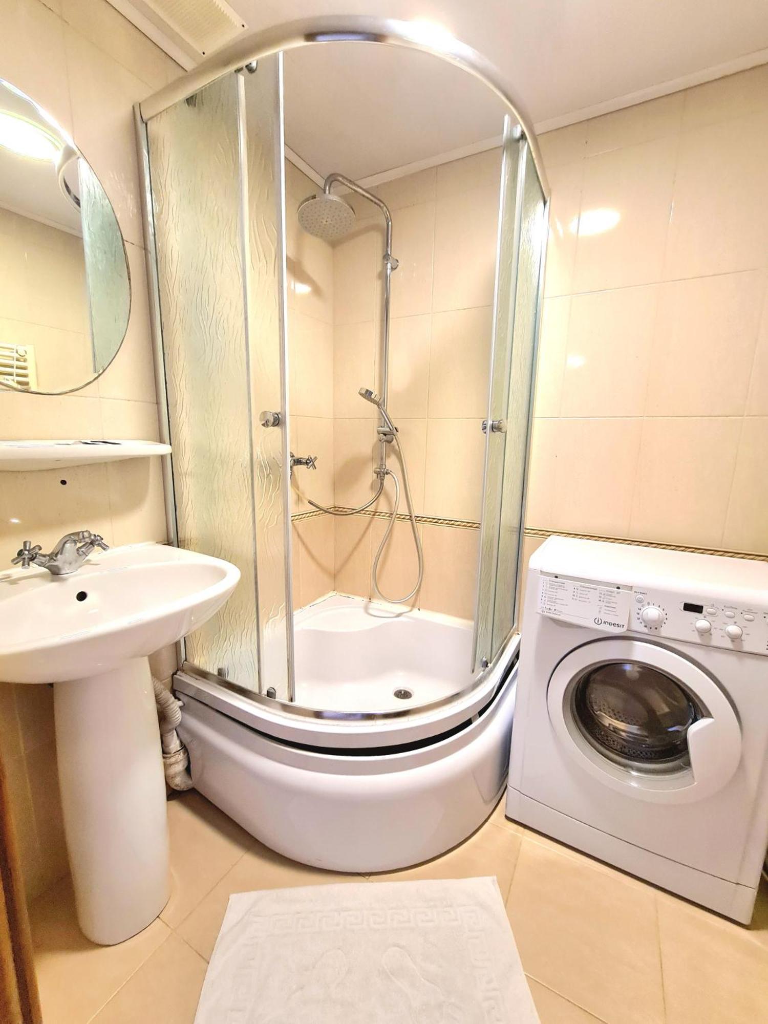 Apartament 2 Bedrooms, Botanica تشيسيناو المظهر الخارجي الصورة